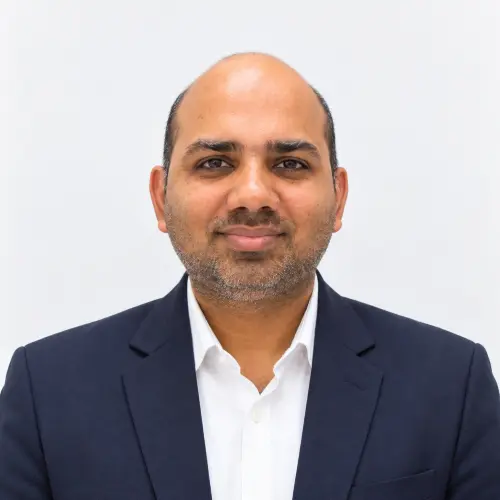 Nikhil Chaphekar, Sales Director at Hostzop, building client relationships
